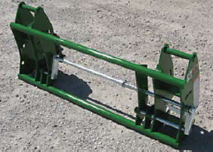 Adapter Bracket - John Deere 600/700 Series Loader to Euro / Global - Thumbs